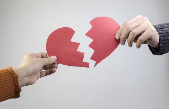 子女不贍養(yǎng)老人可以把房子要回來嗎？北京離婚起訴費用多少